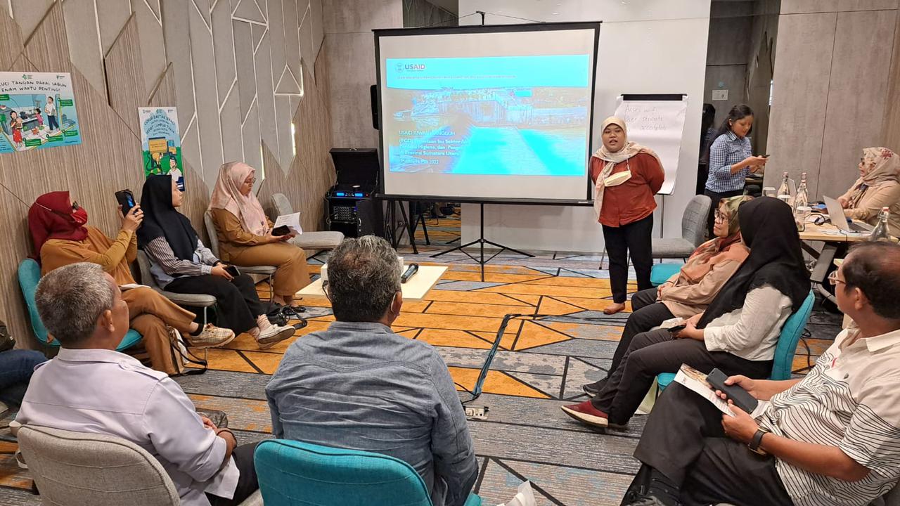 USAID IUWASH Tangguh Gelar FGD Dengan Media