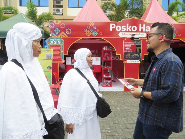 Posko Layanan Haji Telkomsel Berikan Edukasi Dan Pastikan Komunikasi Lancar