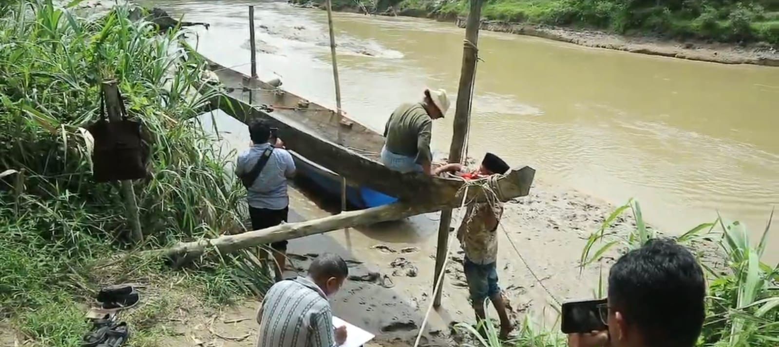Perahu Kuno Ditemukan Di Sungai Silau ODCB