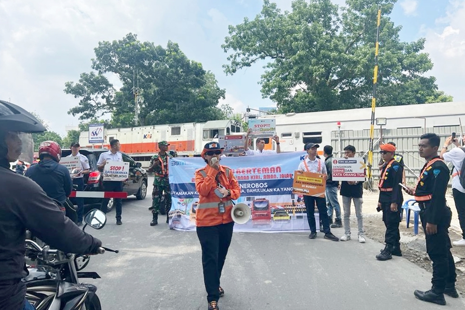 Jelang Pergantian Gapeka, Divre I SU Imbau Pengguna Tingkatkan Disipilin Di Pelintasan Sebidang