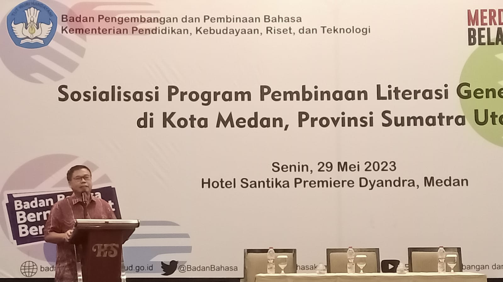 Komisi X DPR RI Mengajak Generasi Muda Kritis Terhadap Bahan Bacaan