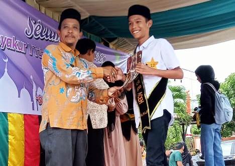 18 Siswa SMAN 15 Adidarma Ikut Tasyakur Tahfiz Perdana