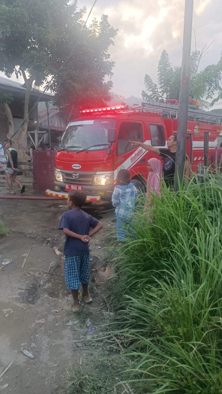 Tiga Rumah Terbakar Di Agara