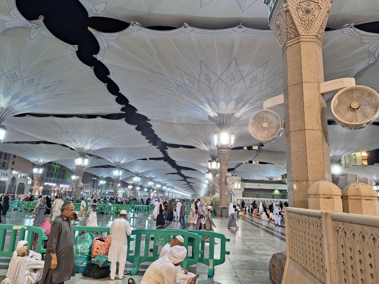 18.320 Calhaj Khusus Tiba 4 Juni