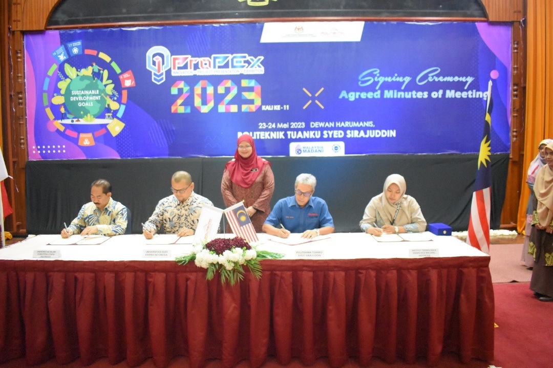 Mahasiswa UISU Raih Penghargaan Di Ajang IPROPEX 2023 Malaysia