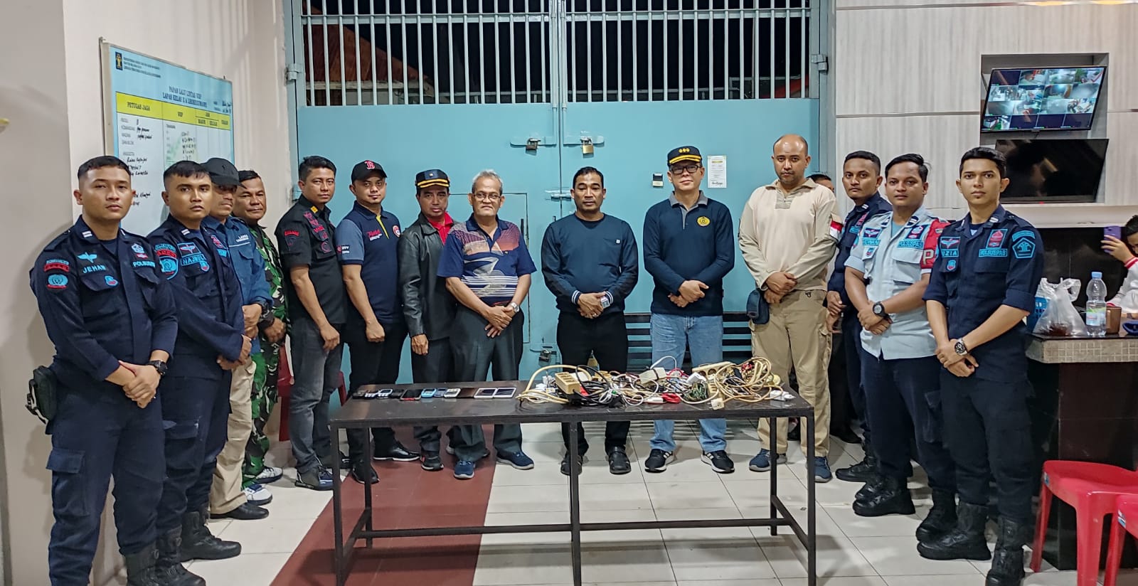 Mendadak Lapas Lhokseumawe Dirazia, Petugas Amankan Sajam Dan HP