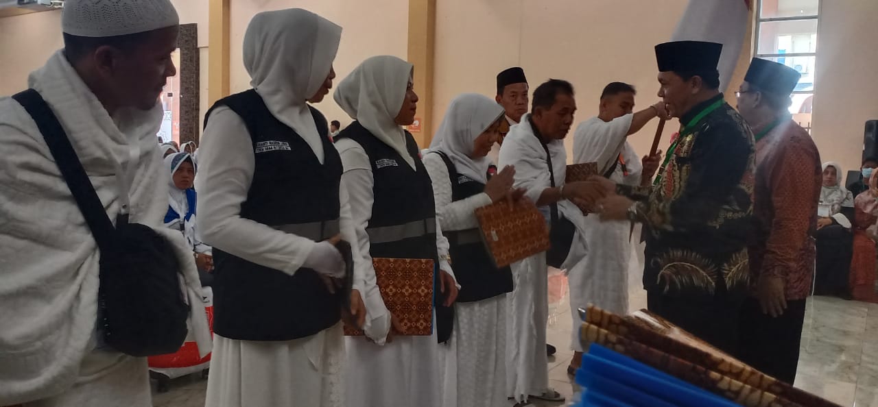 Kloter 1 Gelombang Kedua Gunakan Pakaian Ihram Dari Ahmed