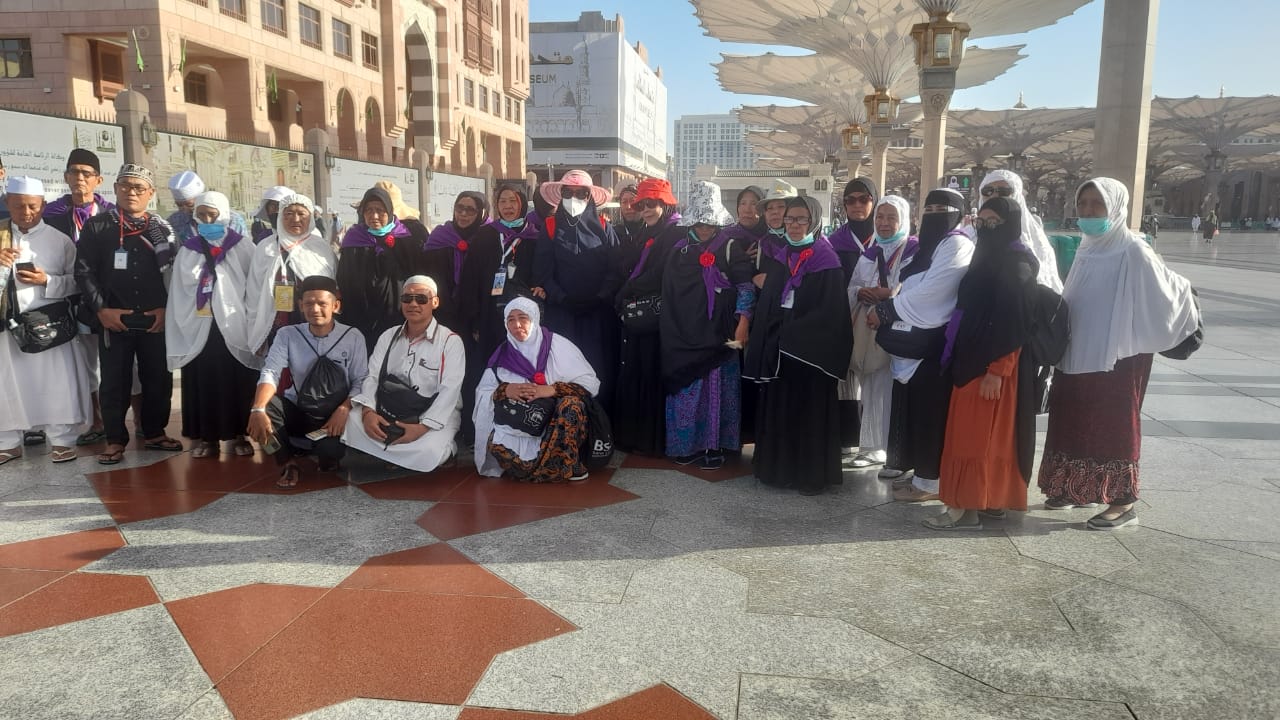 Rombongan Jemaah Haji Asal Sabang Menuju Makkah