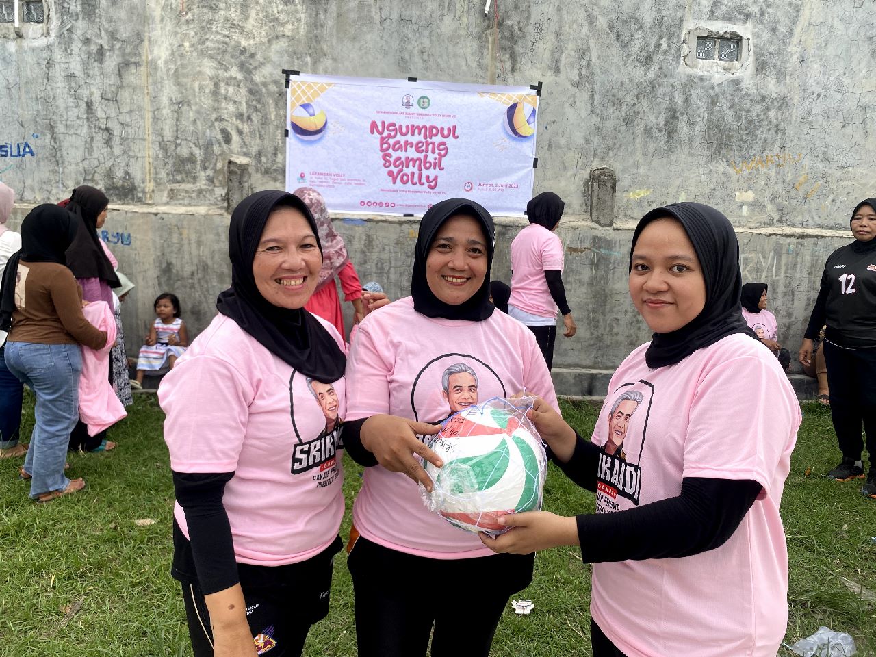 Srikandi Ganjar Bersama HIMRCI VC Ajak Perempuan Ngumpul Bareng Sambil Main Voli
