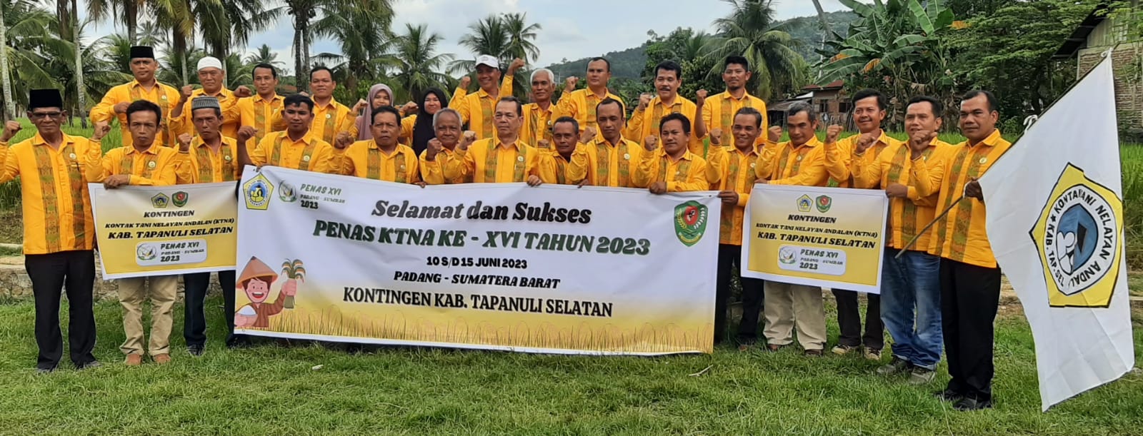 Syahrul Pasaribu Berangkatkan Kontingen Tapsel Ke Penas XVI Sumbar