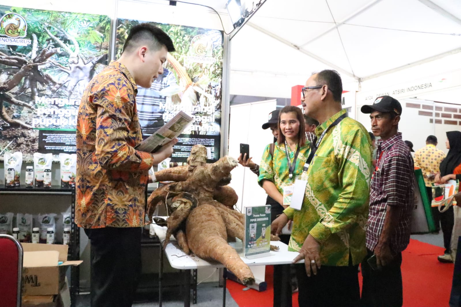 Pesan Wabup Simalungun Di Penas XVI Kota Padang