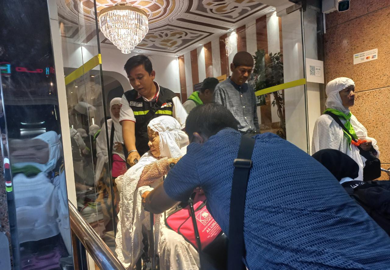 Perubahan Seat Dan Delay Pesawat Jadi Dampak Jemaah Pindah Hotel Di Madinah