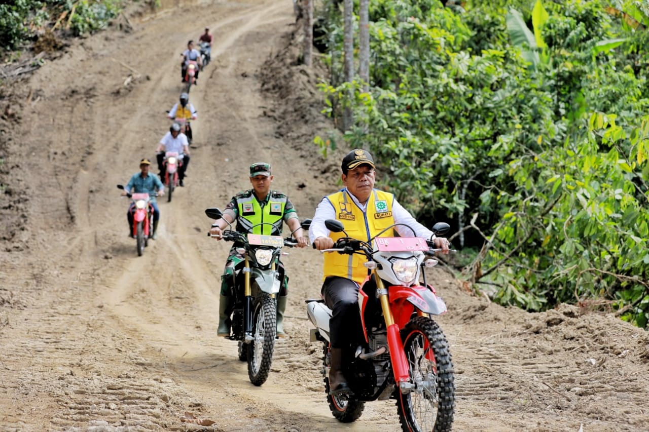 TMMD Kodim 0207/Sml Buka Jalan Penghubung Dari Panei Ke Sidamanik