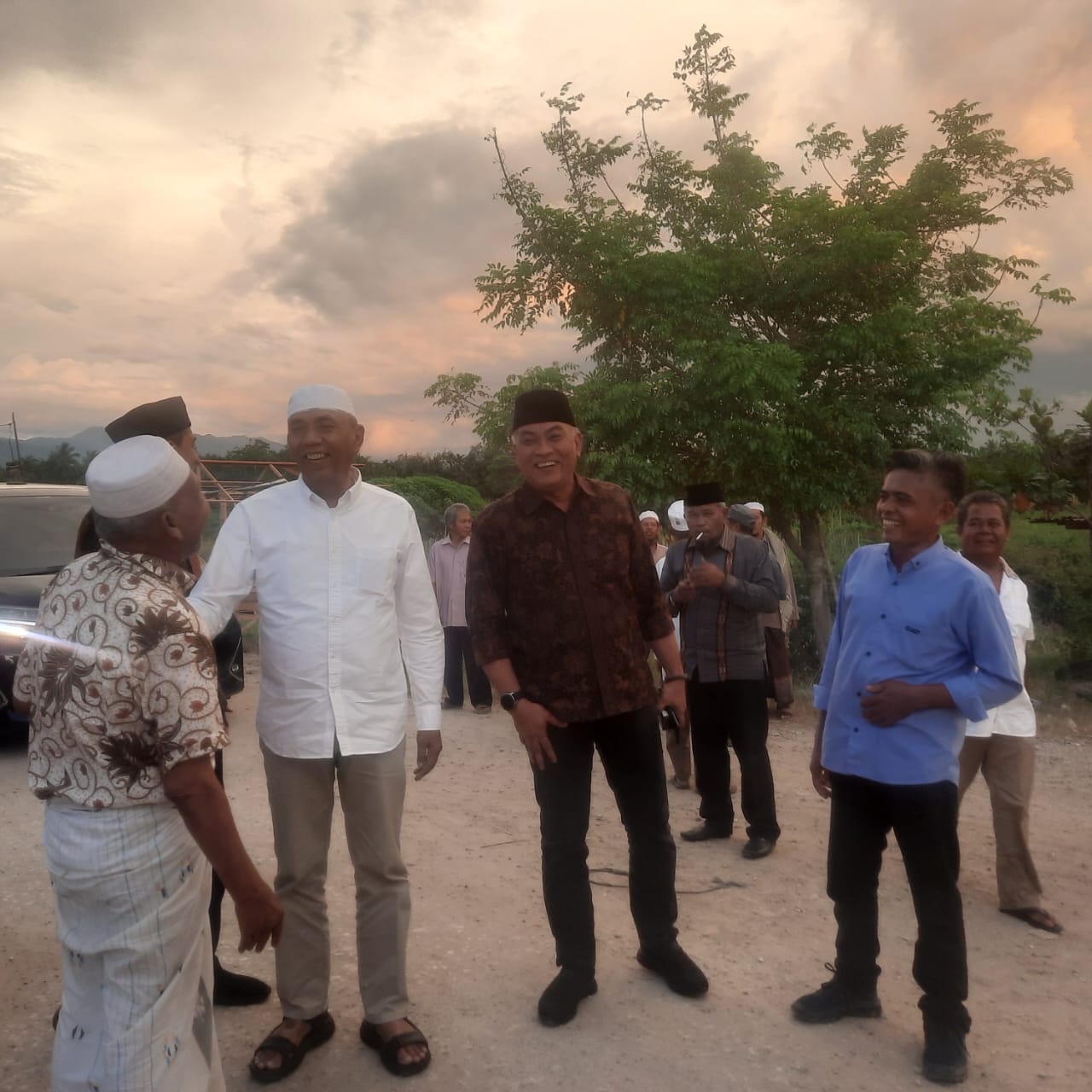 3 Cucu Pendiri Musthafawiyah Disambut Hangat Warga Madina