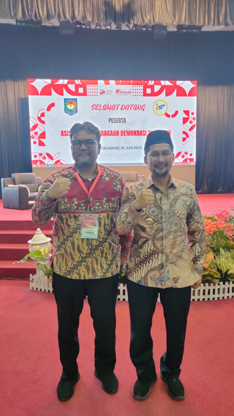 Pj Bupati Dan Plt Kaban Kesbangpol Agara Hadiri Seminar Nasional