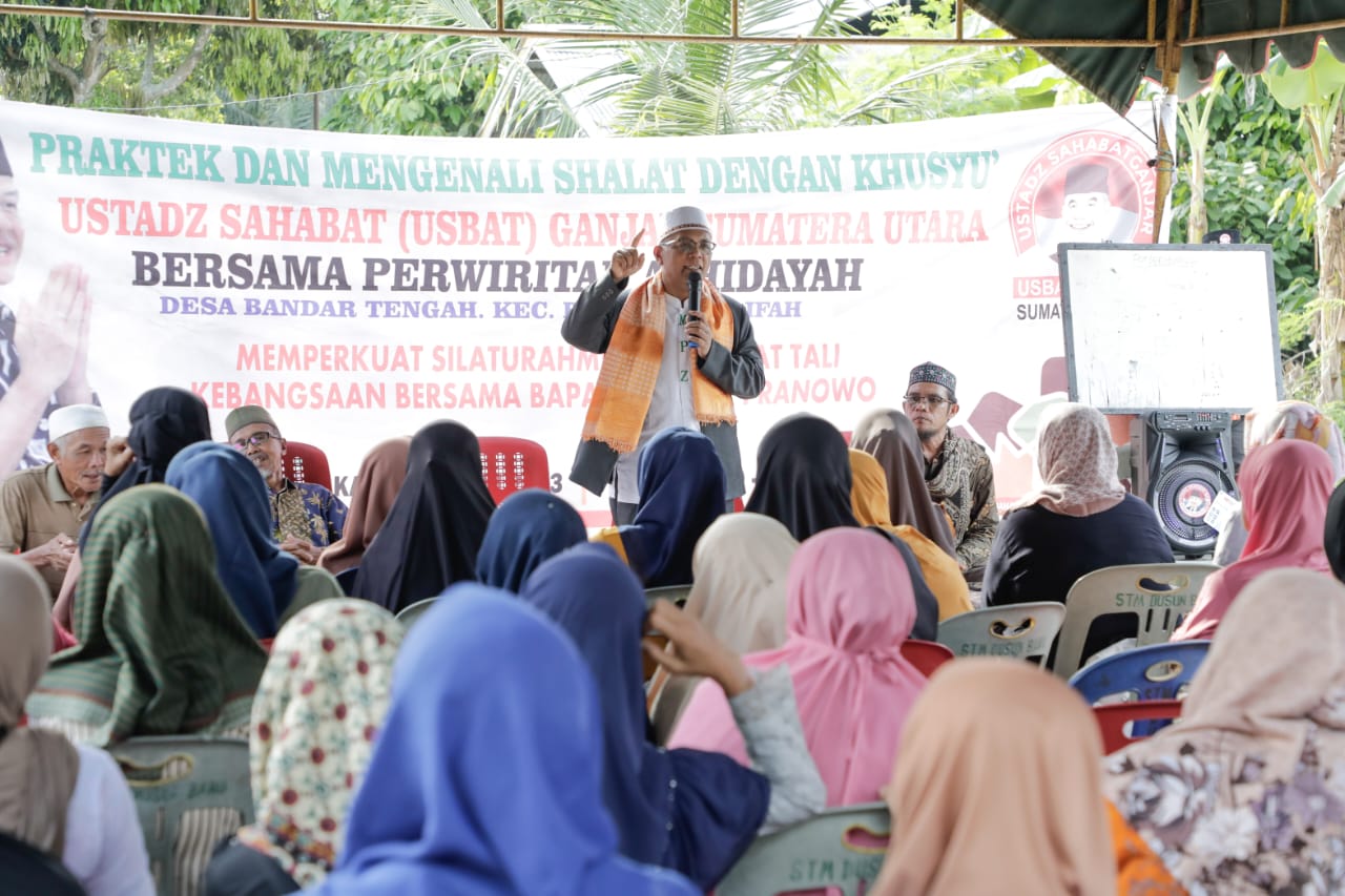 Usbat Ganjar Edukasi Masyarakat Serdang Begadai Tentang Shalat Khusyu