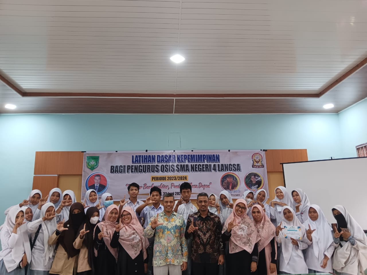 SMAN 4 Langsa Bekali Pelajar Latihan Dasar Kepemimpinan