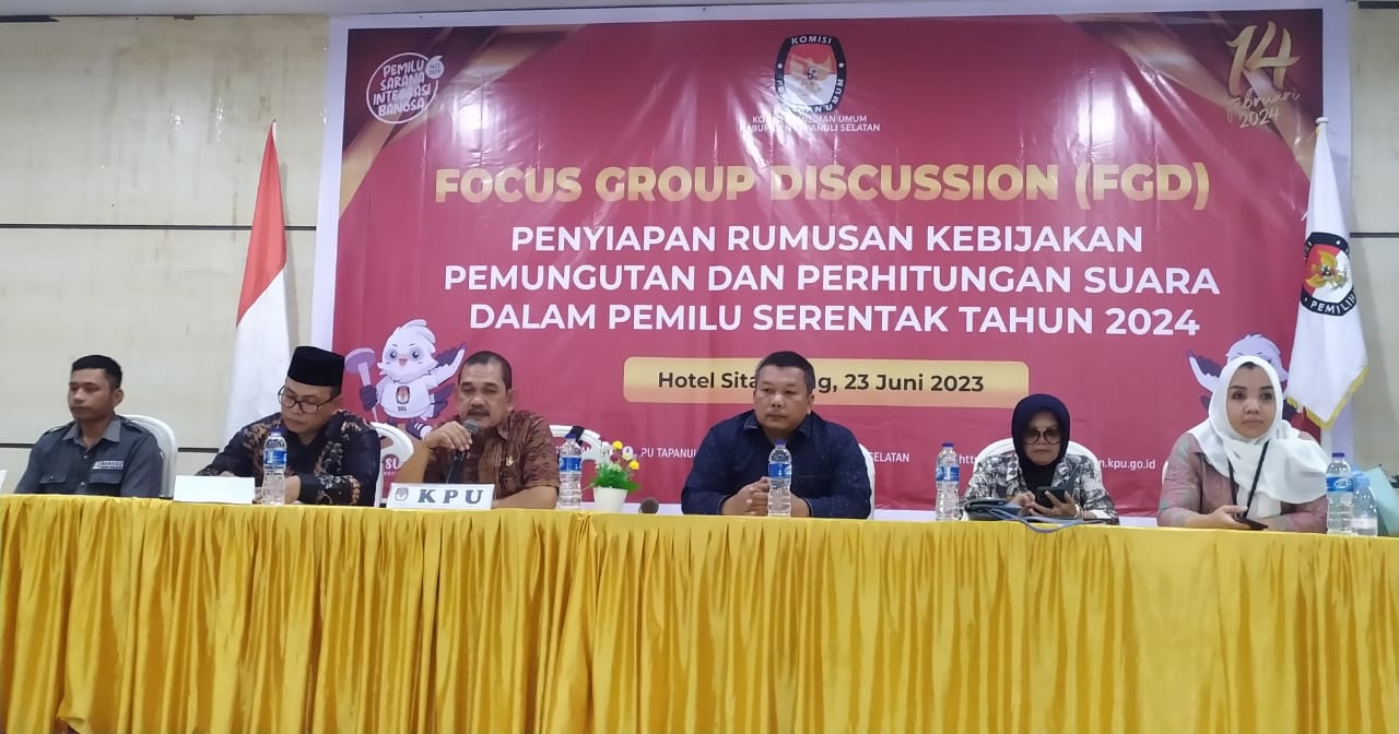 KPU Tapsel Gelar FGD Penyiapan Rumusan Putungsura
