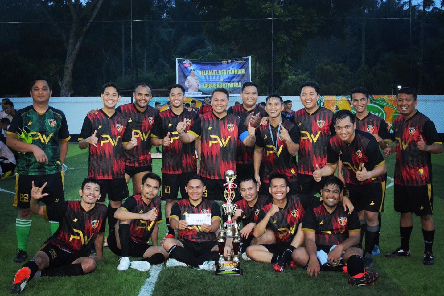 Tim Dit Krimsus Juara Turnamen Mini Soccer HUT Bhayangkara
