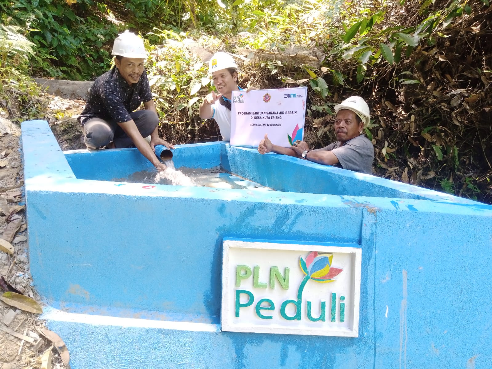 Program TJSL PLN Bantu Sarana Air Bersih Di Kuta Trieng Aceh Selatan