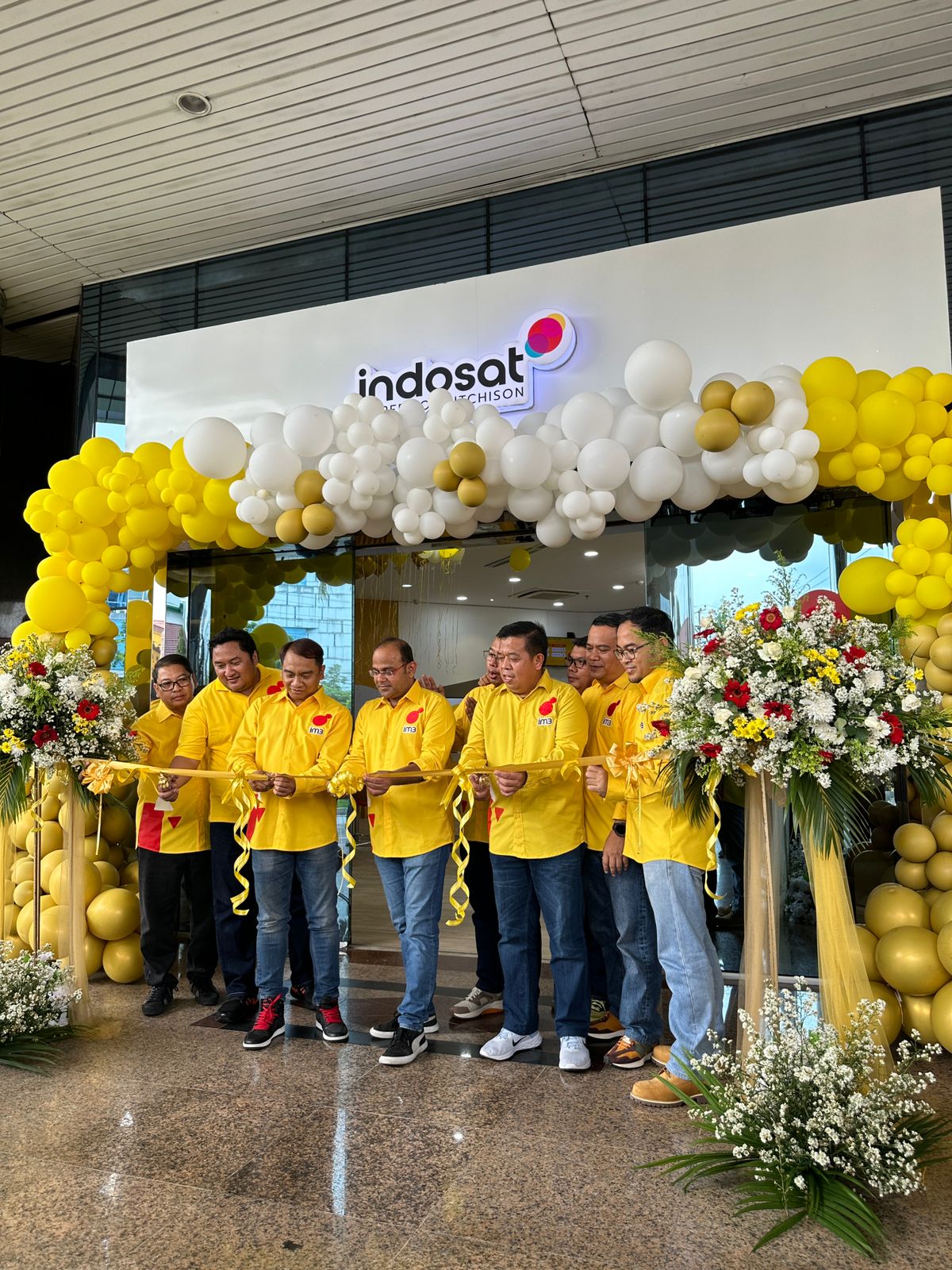 32 Gerai IM3 Siap Melayani Pelanggan Seluruh Indonesia Dengan Wajah Baru