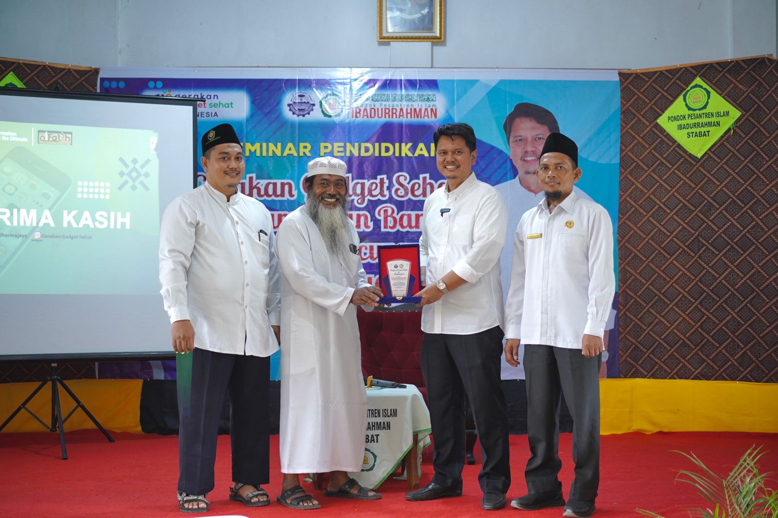 Ustadz Muklish: Gerakan Gadget Sehat Prof.Ridha Dharmajaya Sangat Penting