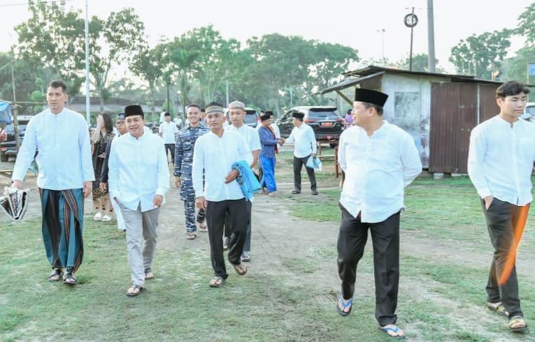 Pemkab Batubara Shalat Iduladha Di Lapangan Sei Bejangkar