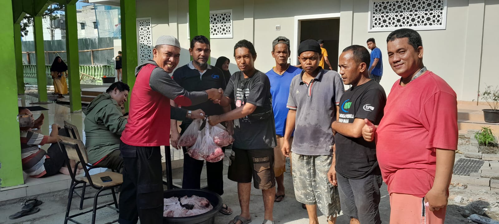 BKM Masjid Amal Silaturahim Sembelih 9 Hewan Kurban