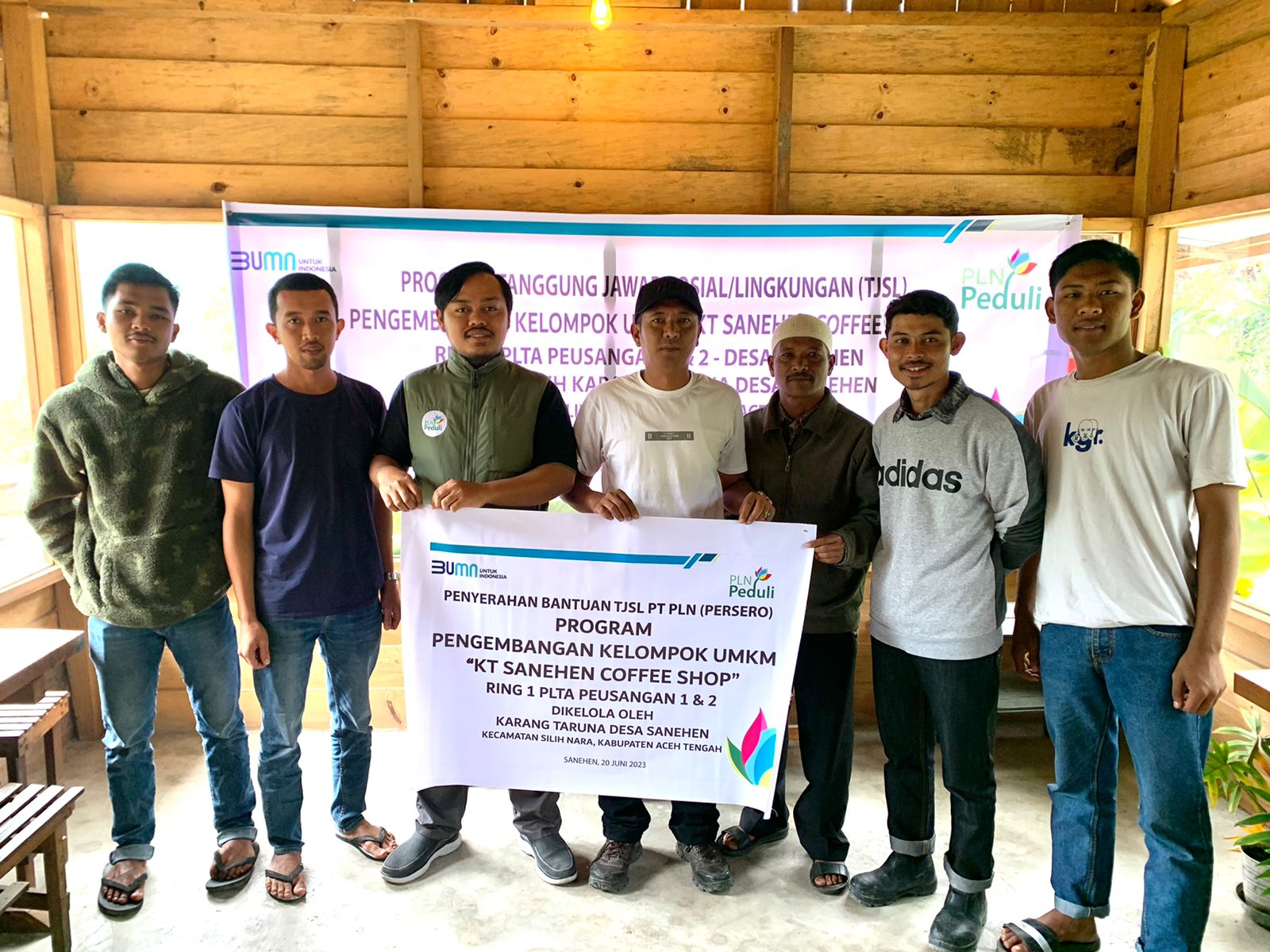 Program TJSL PLN Dukung Kelompok UMKM Coffee Shop Di Aceh Tengah