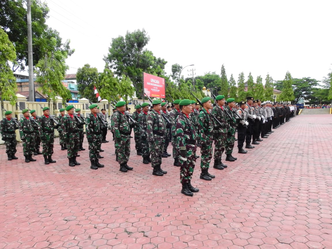 Sinergitas Dan Solidaritas TNI- Polri Tetap Terjaga