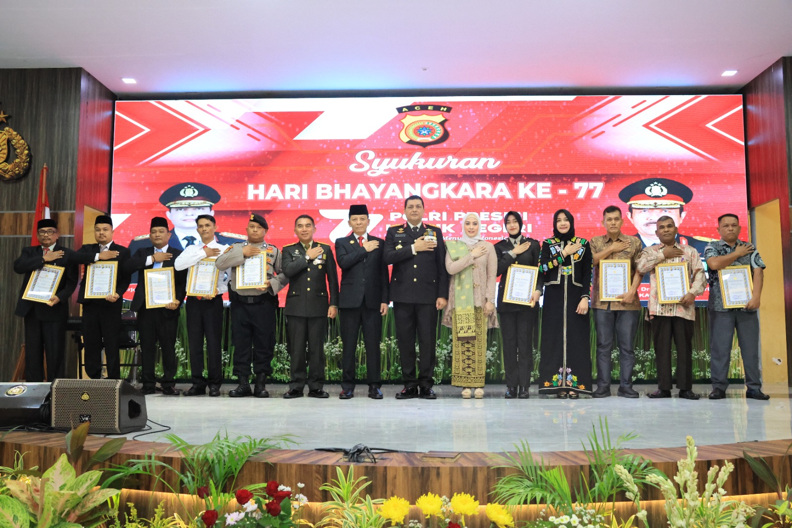 Kapolda Beri Penghargaan Pj Wali Kota Langsa