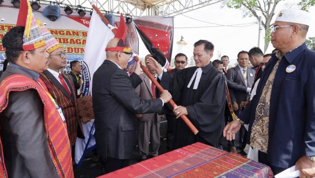 Robinson Sibagariang Dilantik Jadi Ketum Pomparan Donda Hopol Sibagariang Sedunia