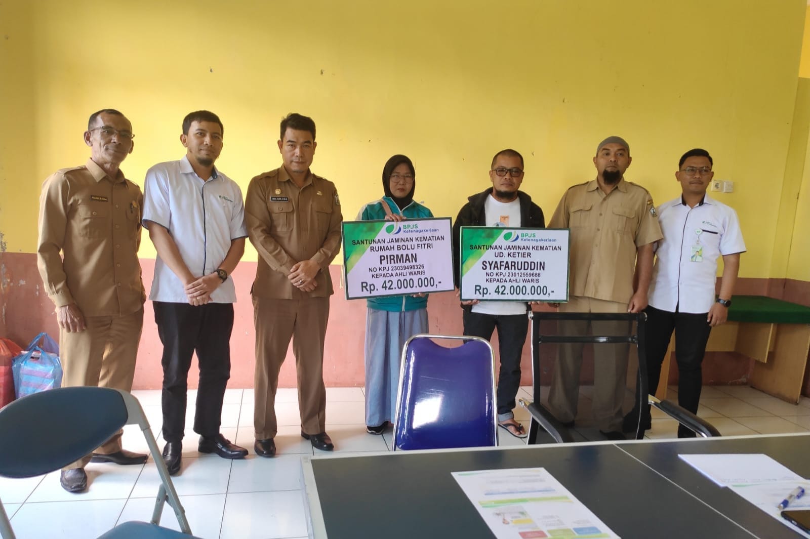 BPJS Ketenagakerjaan Aceh Tengah Serahkan Klaim Jaminan Kematian