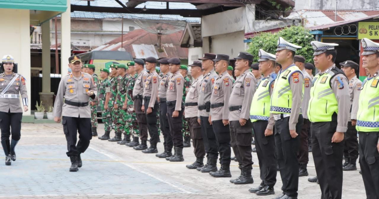 Kapolres Karo Pimpin Apel Gelar Pasukan Ops Patuh Toba 2023