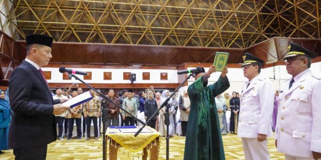 Lantik Dua Penjabat Kdh, Ini Pesan Penjabat Gubernur Aceh