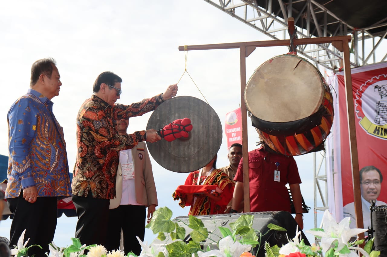 Yasonna H Laoly Buka Secara Resmi Munas VI HIMNI
