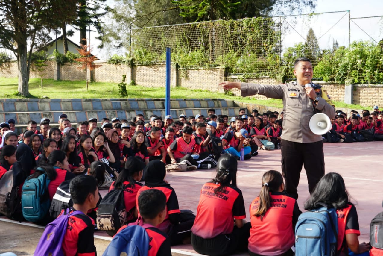 Aiptu Deny Andreas Sosialisasi Dampak Negatif Geng Motor