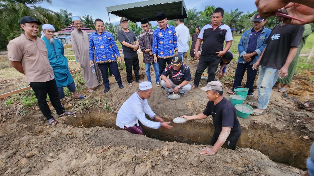 Sukhairi-Atika Usulkan SMKN Dibangun Di Batahan
