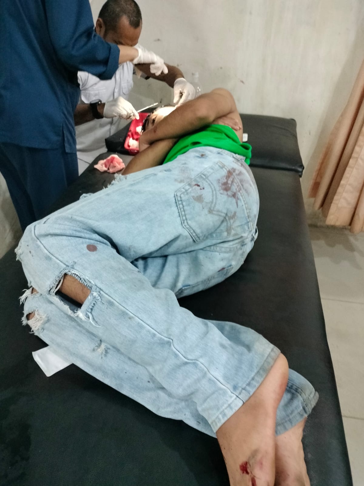 Remaja Sidimpuan Dikeroyok Saat Tunggu Teman Ambil Uang