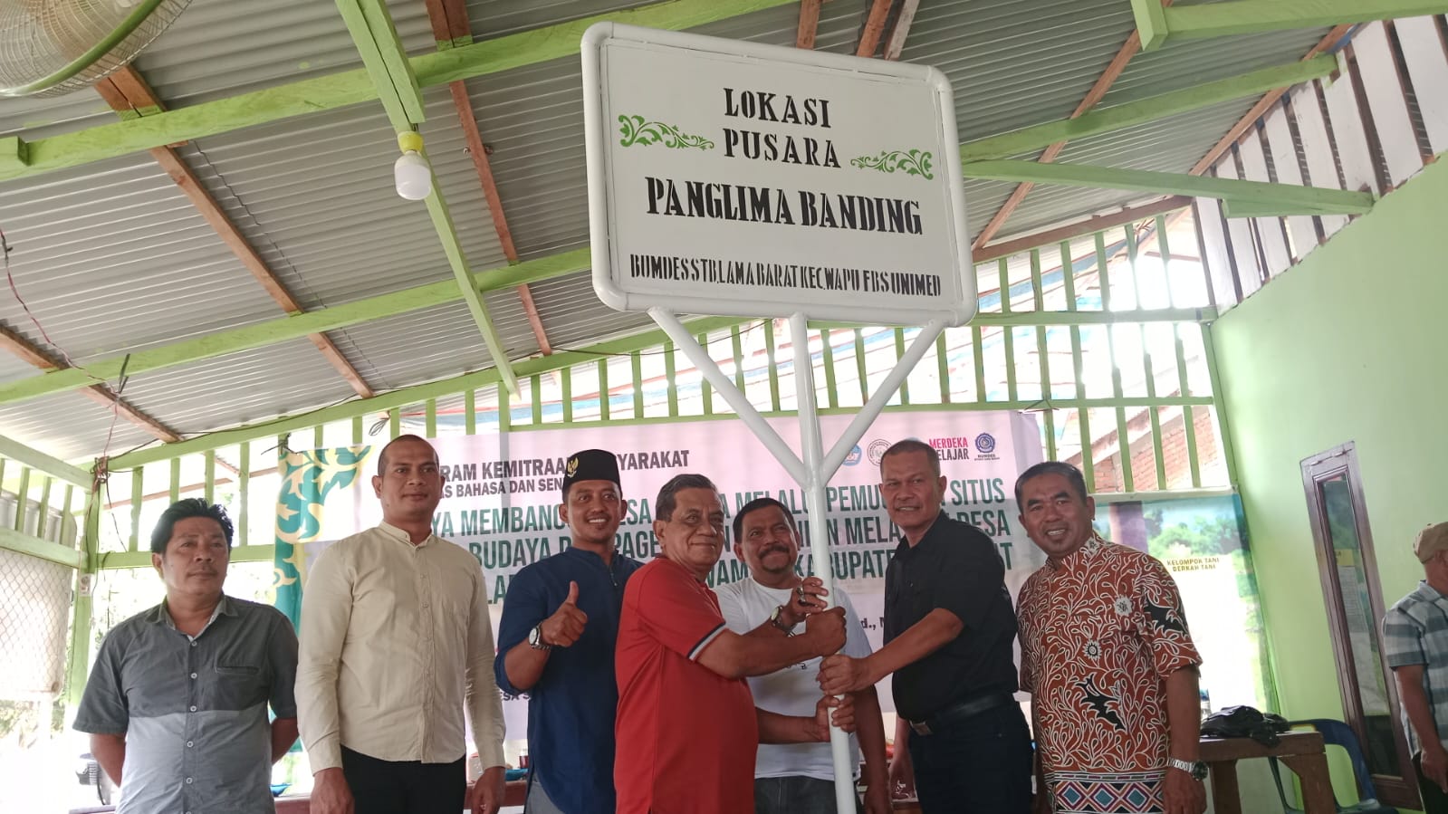 Raja Stabat Dan FBS Unimed Wujudkan Desa Wisata Seni Dan Budaya