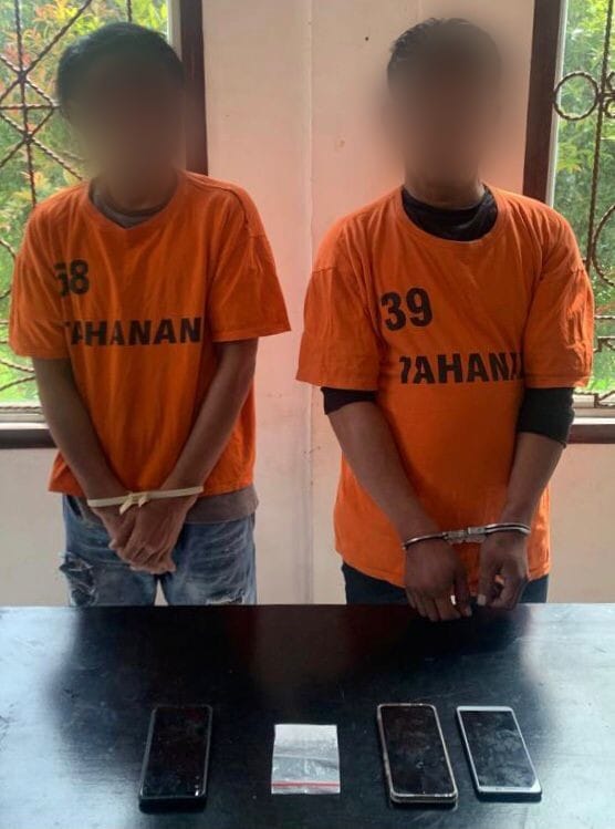 Polisi Ringkus Dua Tersangka Pengedar Narkoba Di Perdagangan
