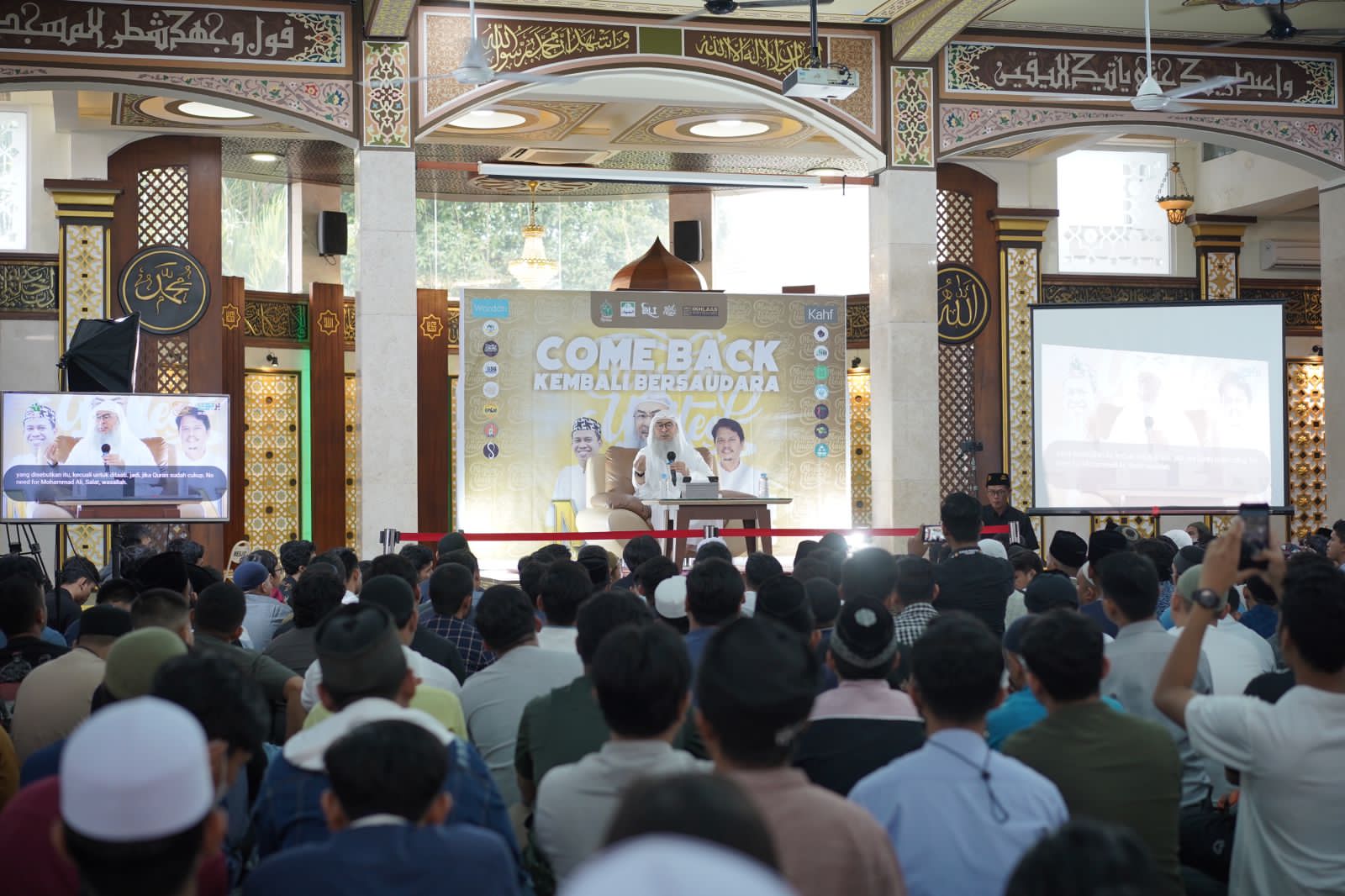 Tabligh Akbar Muharram Bersama Prof.Ridha Dharmajaya Dan Syeikh Assim Al Hakeem Di Masjid Al Jihad