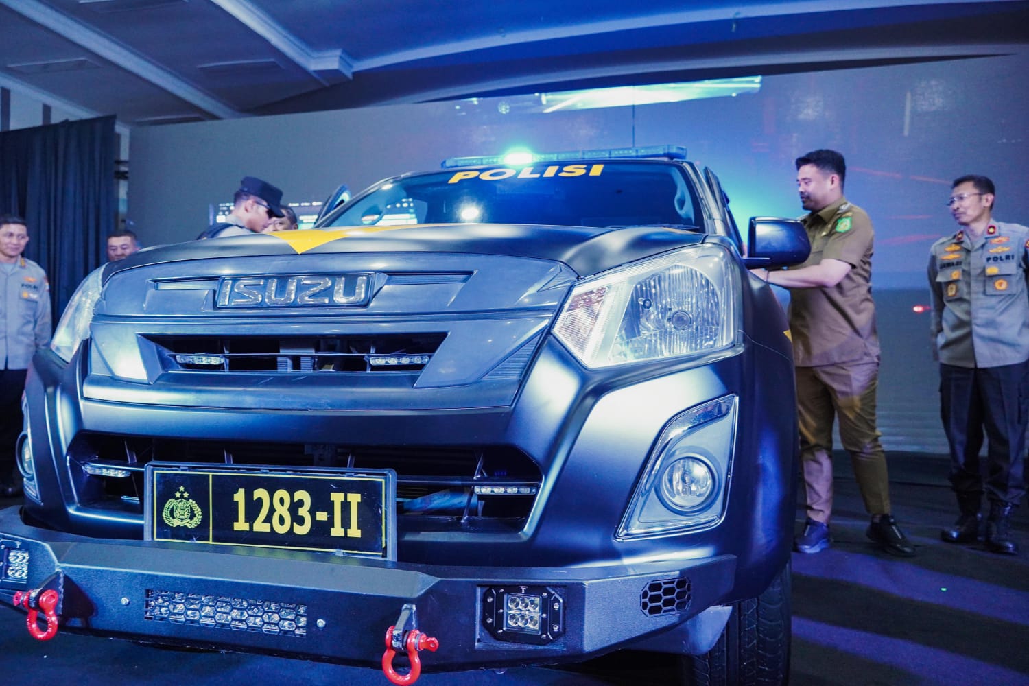 Tekan Kejahatan Jalanan, 12 Mobil Patroli Diluncurkan 24 Jam, Bobby Nasution: Support CCTV Lacak Pelaku