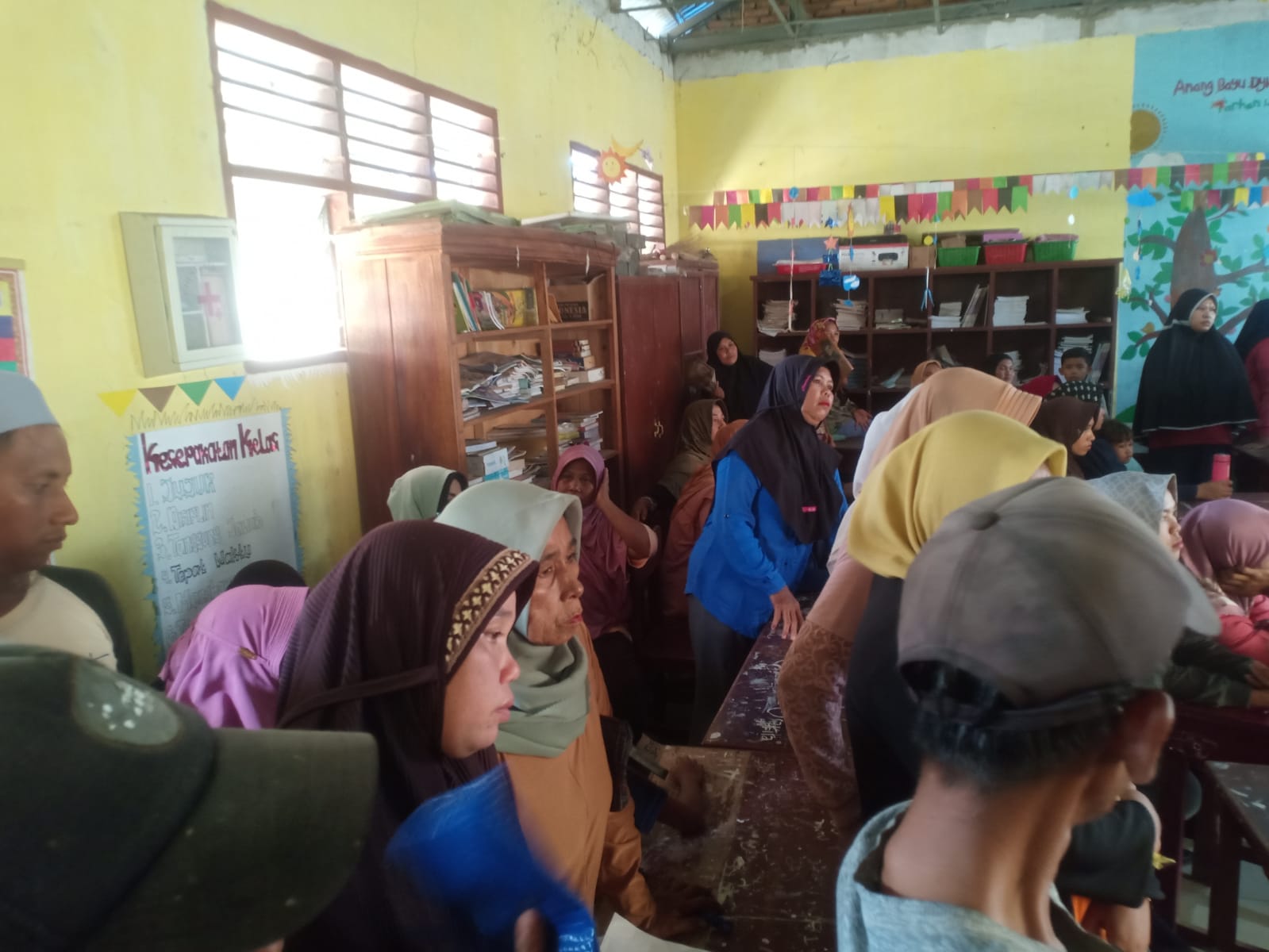 Ratusan Wali Murid Kecewa, Kasek Tak Tepati Janji Pengembalian Bantuan PIP