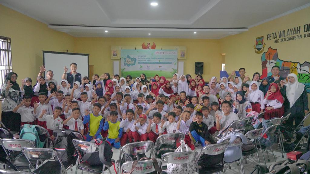 Biofarma Group Gelar Kegiatan Peduli Lingkungan di Kawasan Desa Cipada