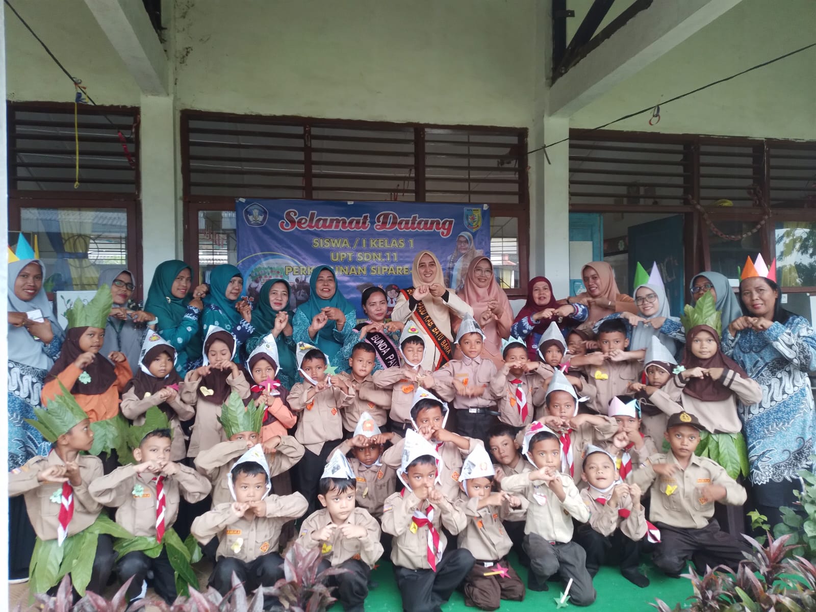 UPT SDN 11 Perkebunan Sipare-pare Sambut Siswa Baru Dengan Suasana Menyenangkan