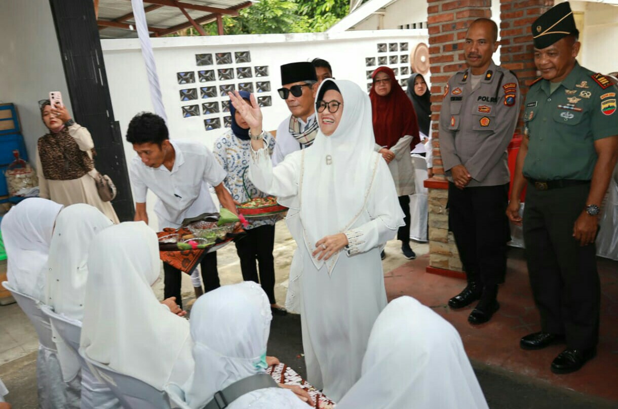 Wali Kota Tepung Tawar Jemaah Haji P.Siantar