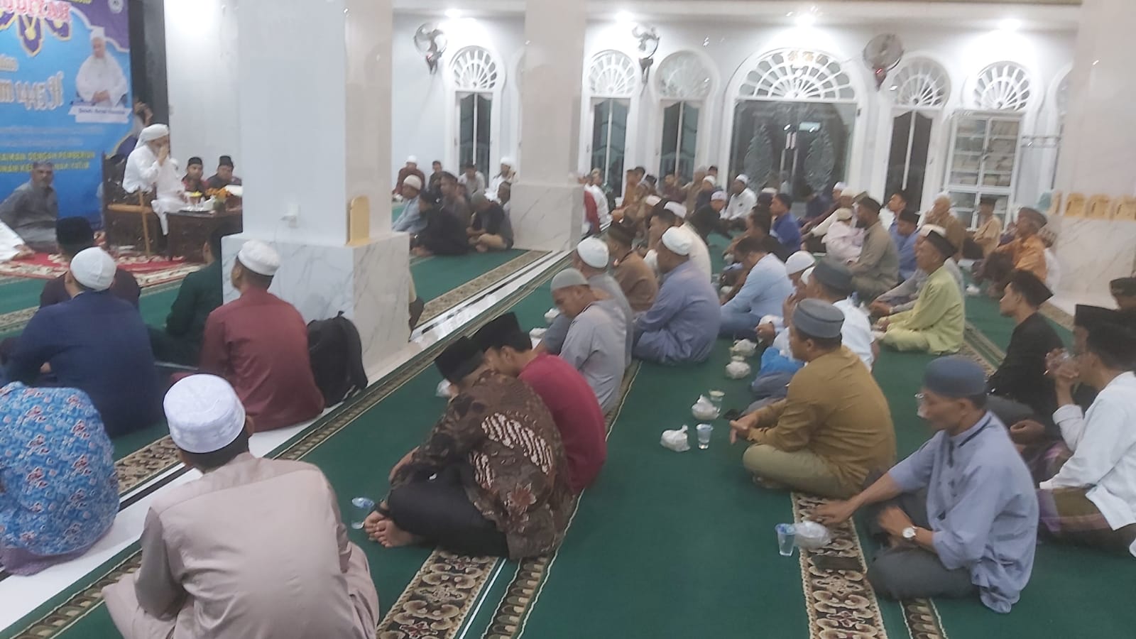 Agama Islam Identik Dengan Shalat
