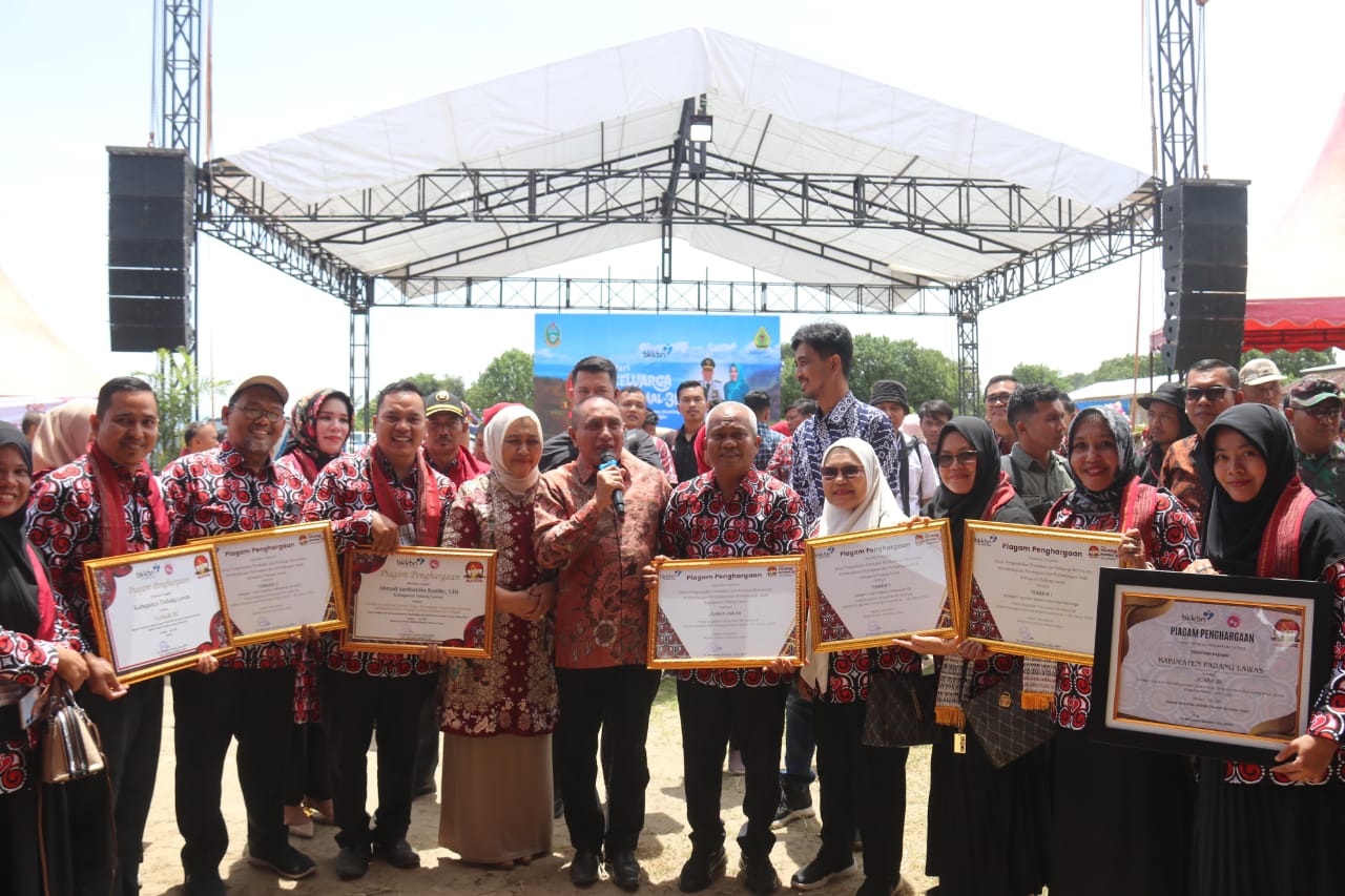 Palas Raih Juara Umum Pelayanan KB Sejuta Akseptor 2023