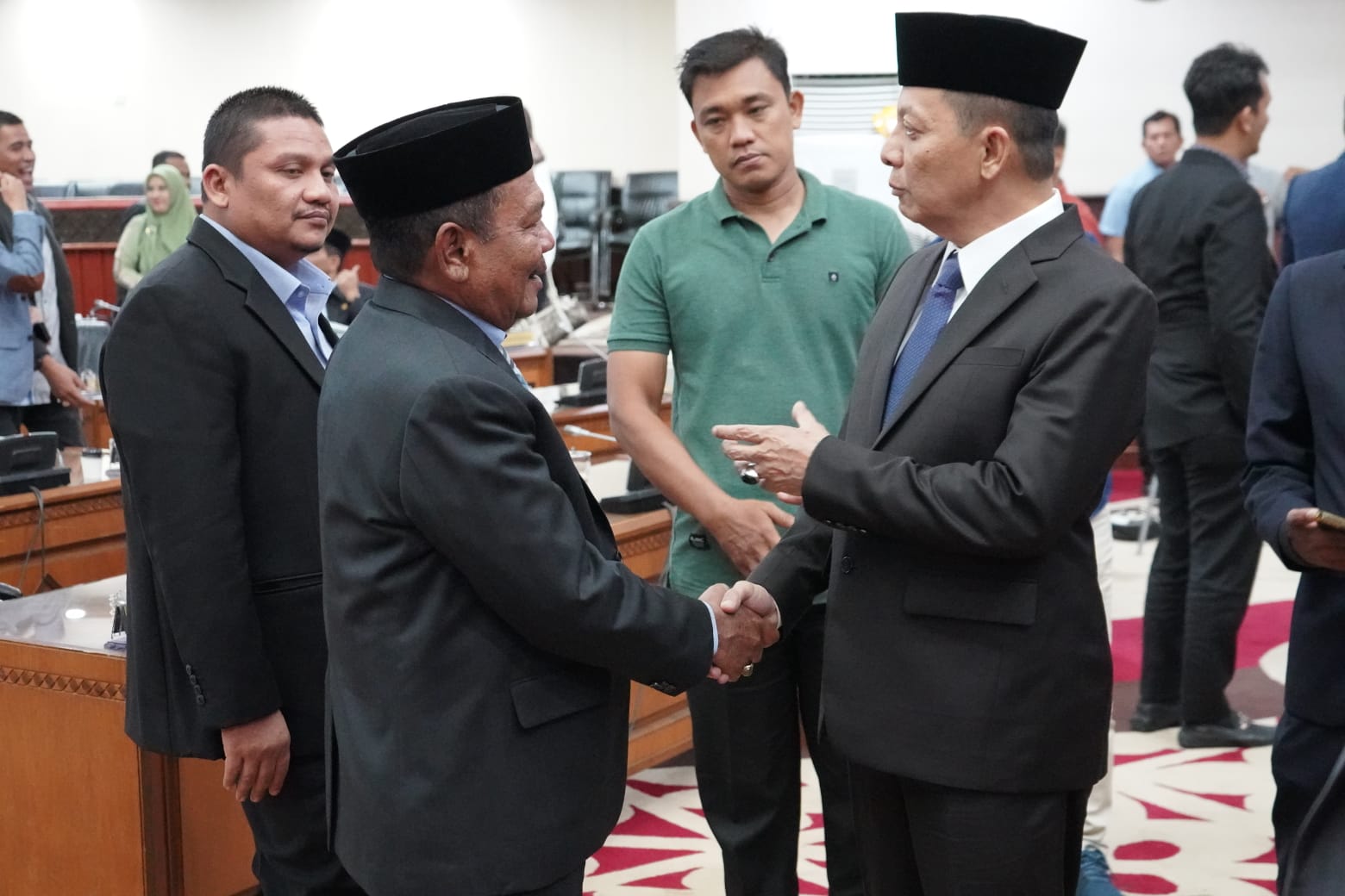 Asmauddin Sampaikan Persoalan Muara Saat Sidang Paripurna DPRA